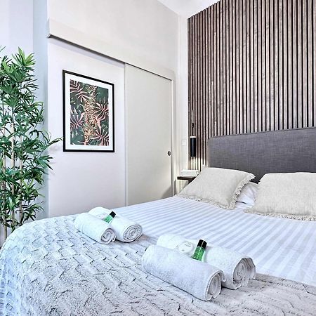 Renovated Champs-Elysees Retreat Apartment Paris Exterior foto